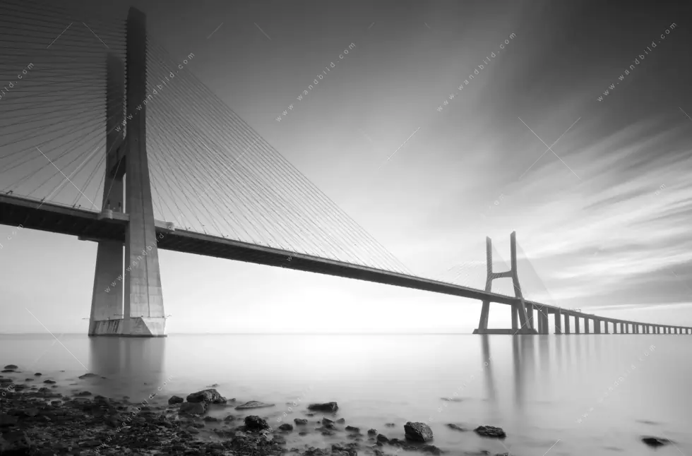 Wechselmotiv Acrylglas Canvalight® DIA | Brücke am weiten Meer | Hochformat - Image 5